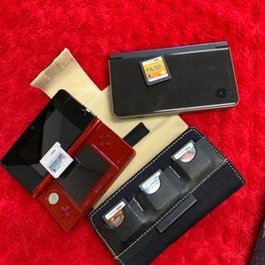 2 NINTENDO Game players and games